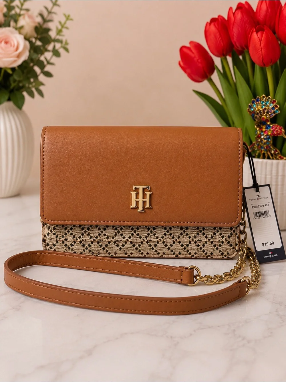 Tommy Hilfiger Tan & Beige Signature Crossbody Wallet